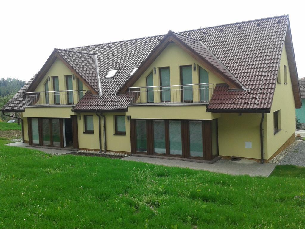 Dvojdum Ostrov U Macochy Apartamento Exterior foto